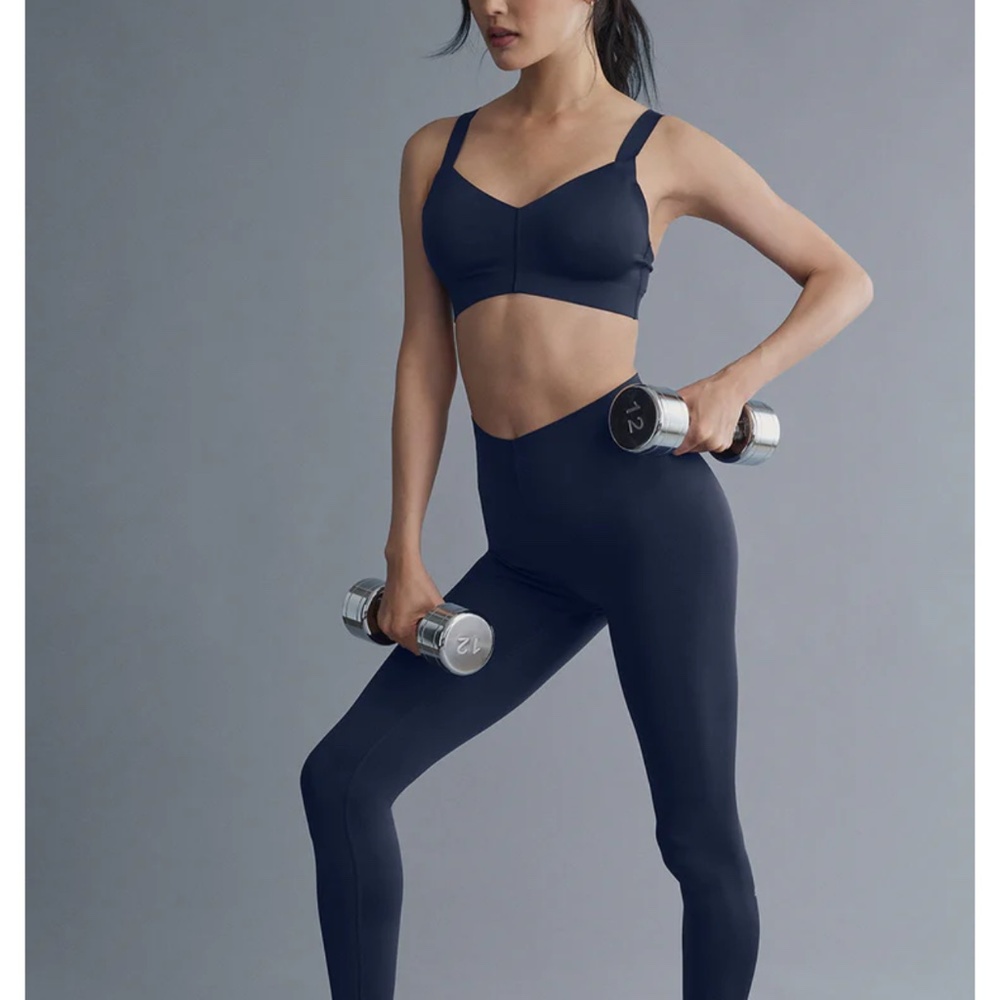 Alo yoga - Airlift leggings and matching bra
